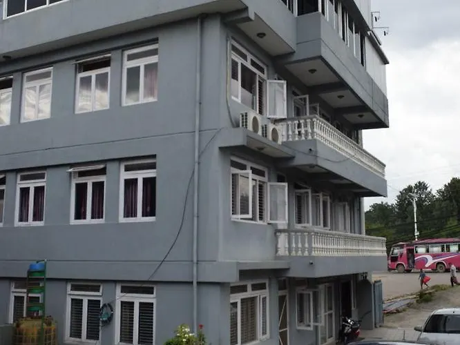 Hotel Nandini 2*